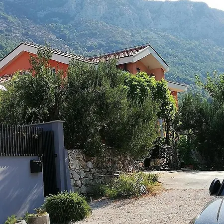 Ferienhaus Olive Tree *